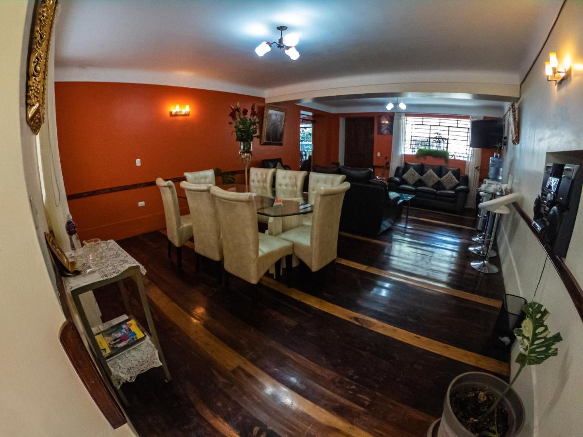 Hotel Los Laureles Calca Dış mekan fotoğraf