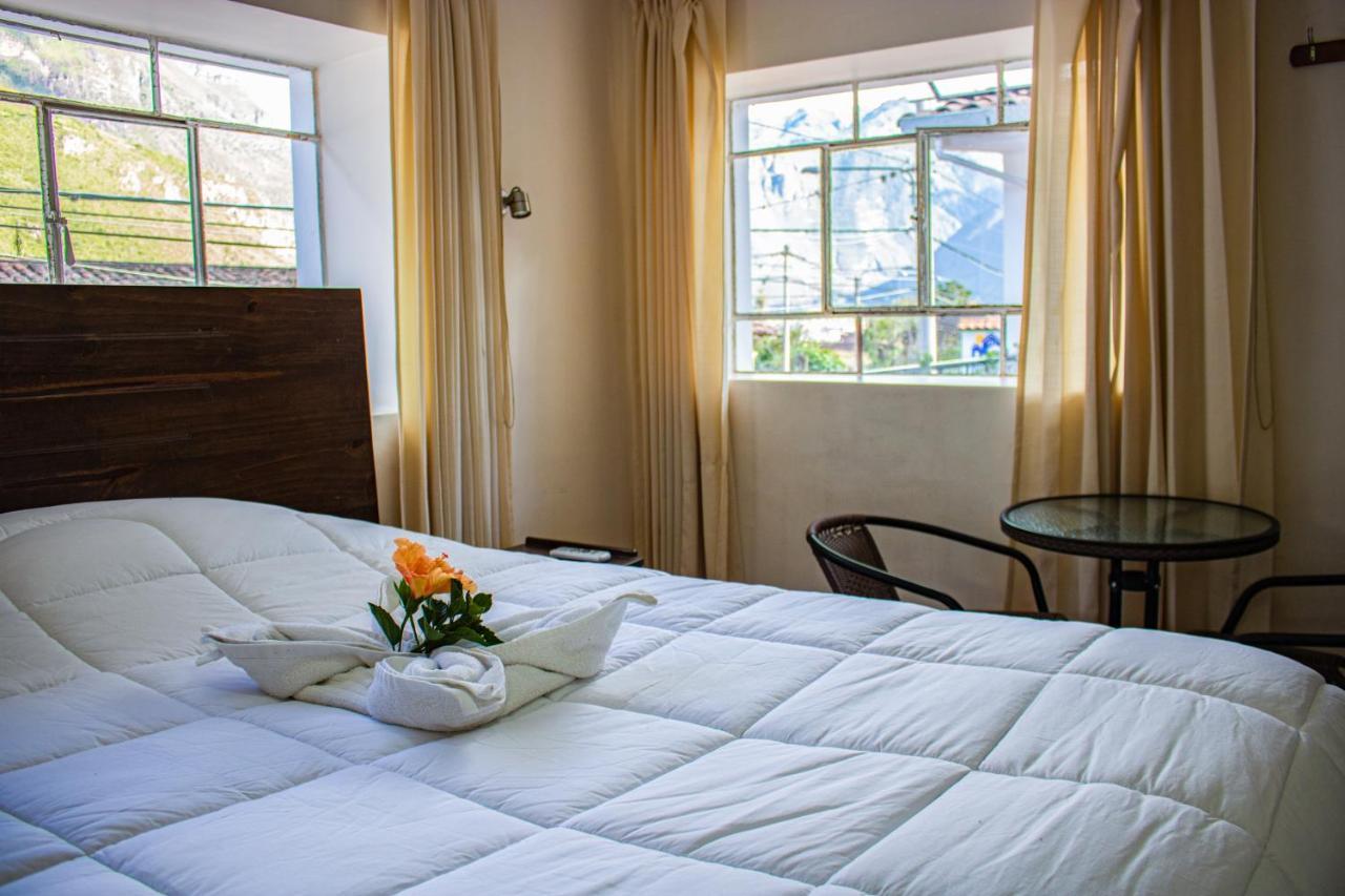 Hotel Los Laureles Calca Dış mekan fotoğraf