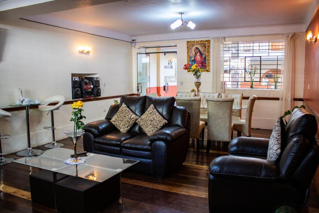 Hotel Los Laureles Calca Dış mekan fotoğraf