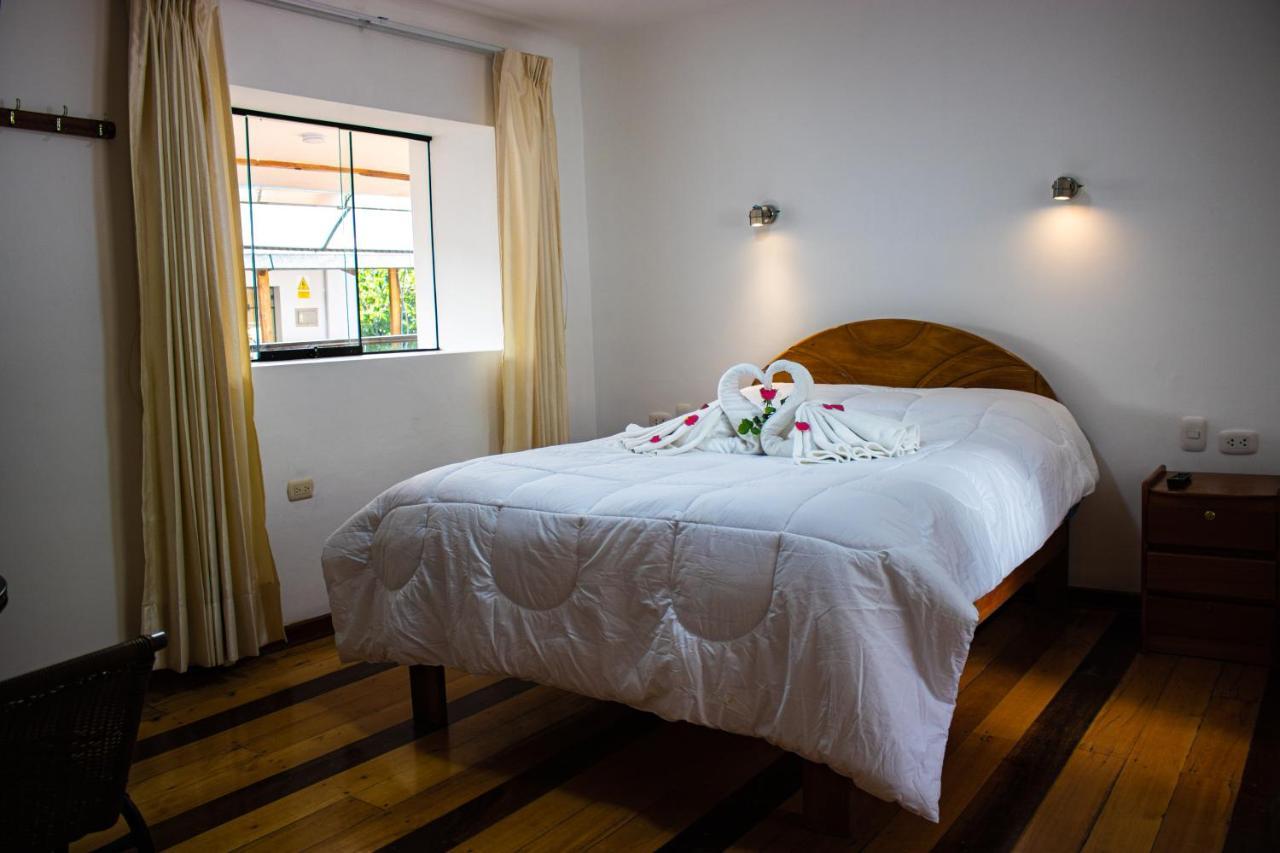 Hotel Los Laureles Calca Dış mekan fotoğraf