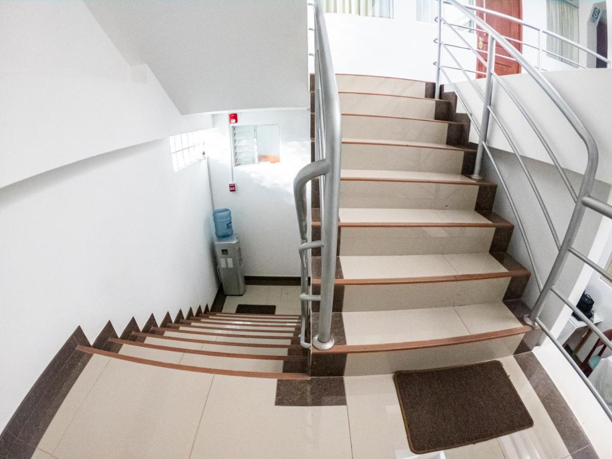 Hotel Los Laureles Calca Dış mekan fotoğraf