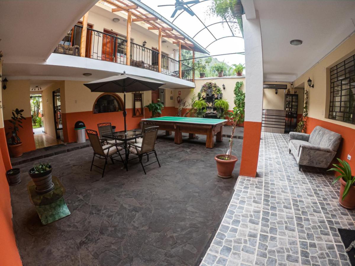 Hotel Los Laureles Calca Dış mekan fotoğraf