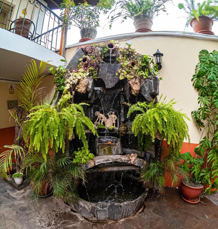 Hotel Los Laureles Calca Dış mekan fotoğraf