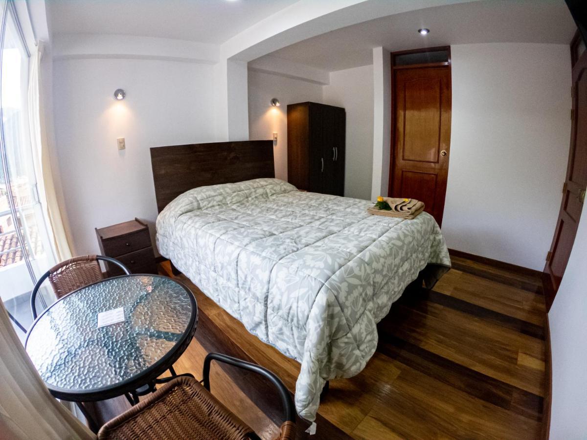 Hotel Los Laureles Calca Dış mekan fotoğraf