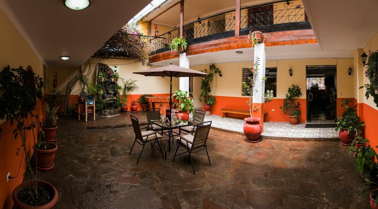 Hotel Los Laureles Calca Dış mekan fotoğraf